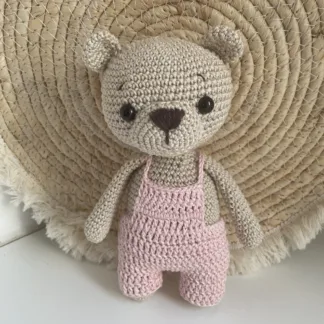 Beertje Met Tuinbroek Roze - gehaakte knuffel