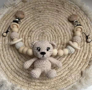 Wagenspanner Met Beertje Zand - gehaakte wagenspanner