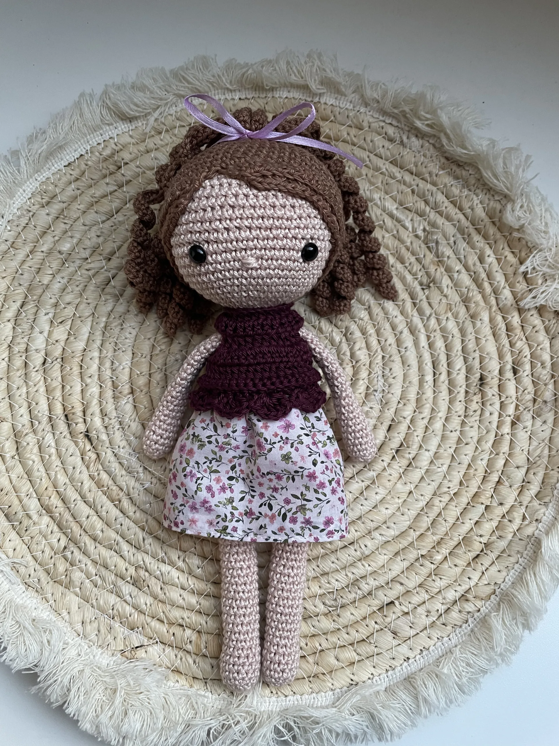 Poppetje Met Rokje - gehaakte poppen